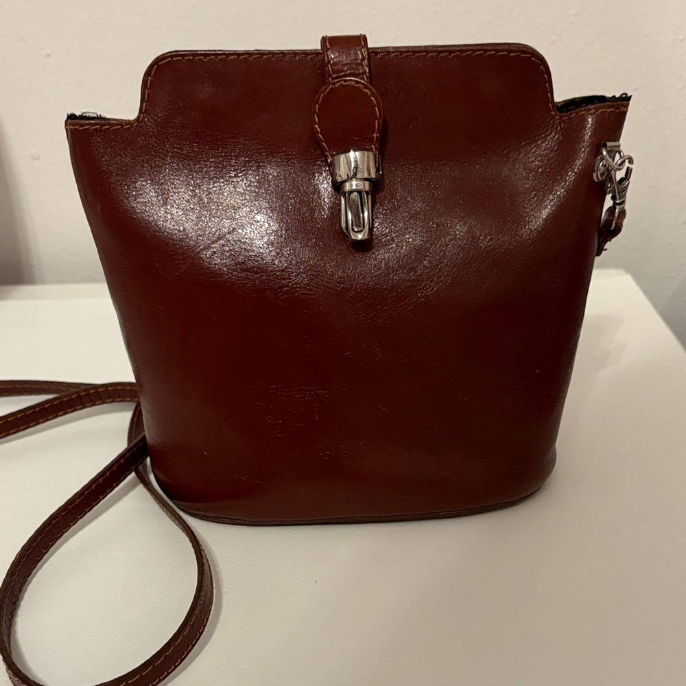 Vera Pelle Deep Brown Leather Crossbody Bag